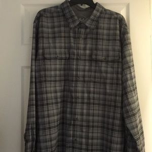 Men’s Cabela’s Long Sleeved Flannel (Brand new)